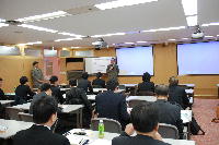 ���쑥�j�������̈��A