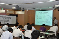 �X�@�~�����̍u��